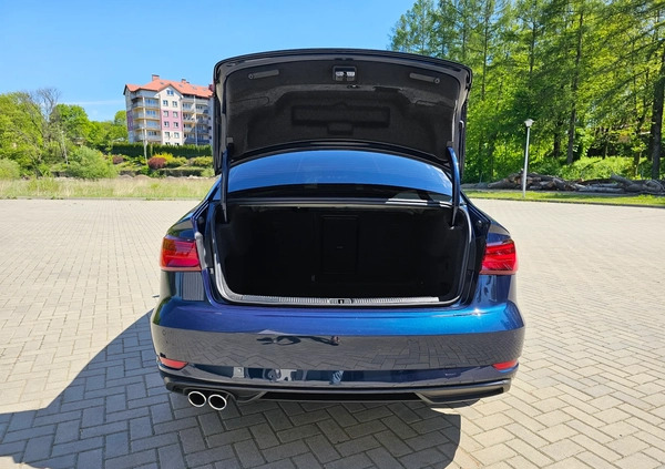 Audi A3 cena 93500 przebieg: 89000, rok produkcji 2020 z Sanok małe 742